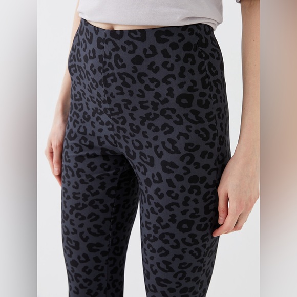 Zara NWT Leopard Print Bottom Slits Leggings Pants Grey Black - Picture 5 of 10